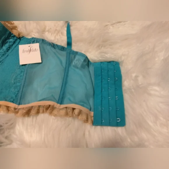 Power Femme Lace Bustier Bra & Garter Skirt Set in Azure Blue & Champagne - Picture 5 of 11